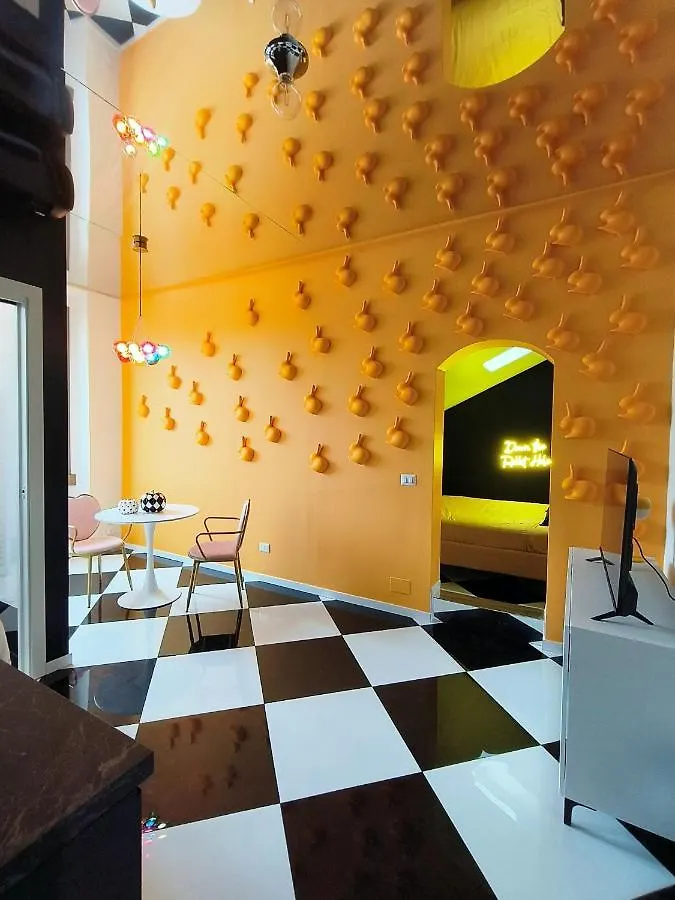 Wonderland Apartment In Milan Shopping Area, Ac, Wifi And Subway