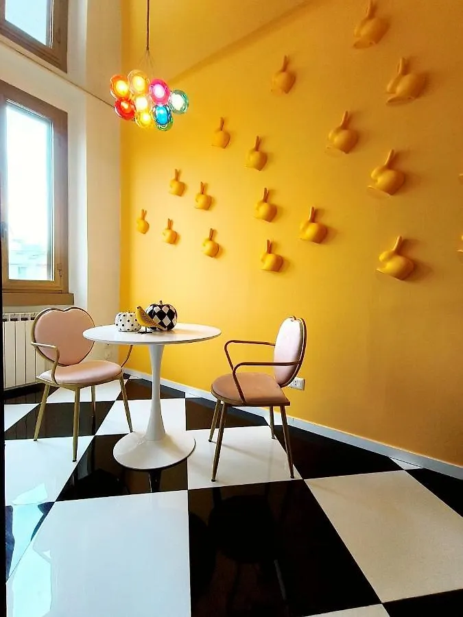 Wonderland Apartment In Milan Shopping Area, Ac, Wifi And Subway