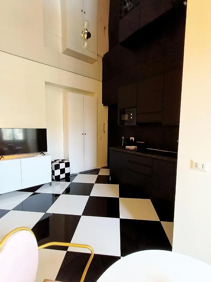 Wonderland Apartment In Milan Shopping Area, Ac, Wifi And Subway 0*,